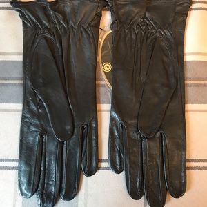 ARRIS leather gloves, size 8, soft leather, Brand New!